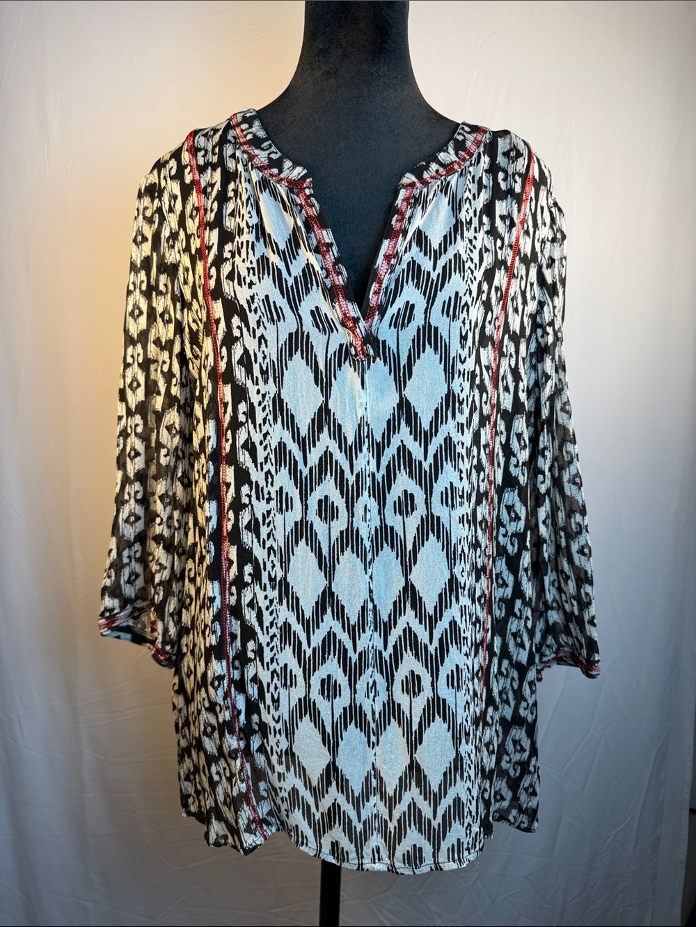 Chico's Black and White Patterned Split V-Neck Tunic with Red Trim